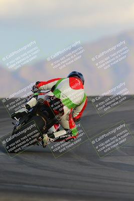 media/Nov-16-2023-Racers Edge (Thu) [[bcabf825d4]]/2-A Group/9Session 7 (Turn 12 Backside)/